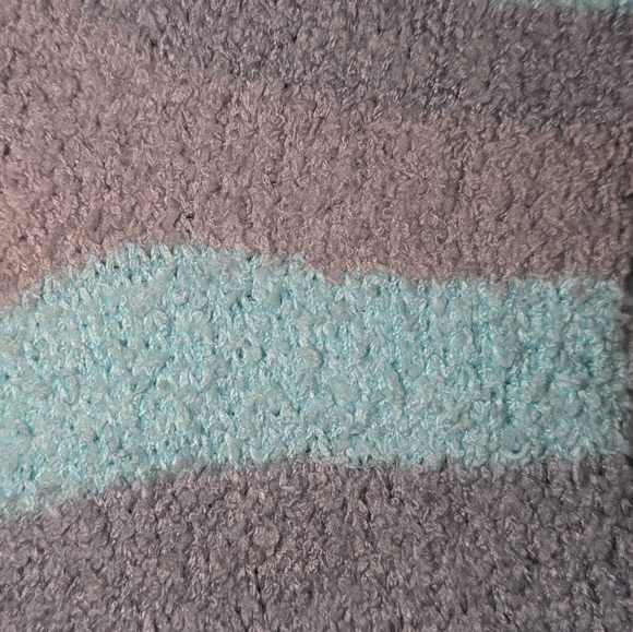 🍁 3/$15 Boutique Fuzzy House Slipper Socks - Picture 3 of 4